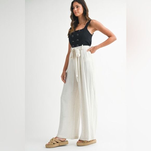 Claire’s Cream Wide-Leg Pant Jumpsuit - Picture 13 of 16